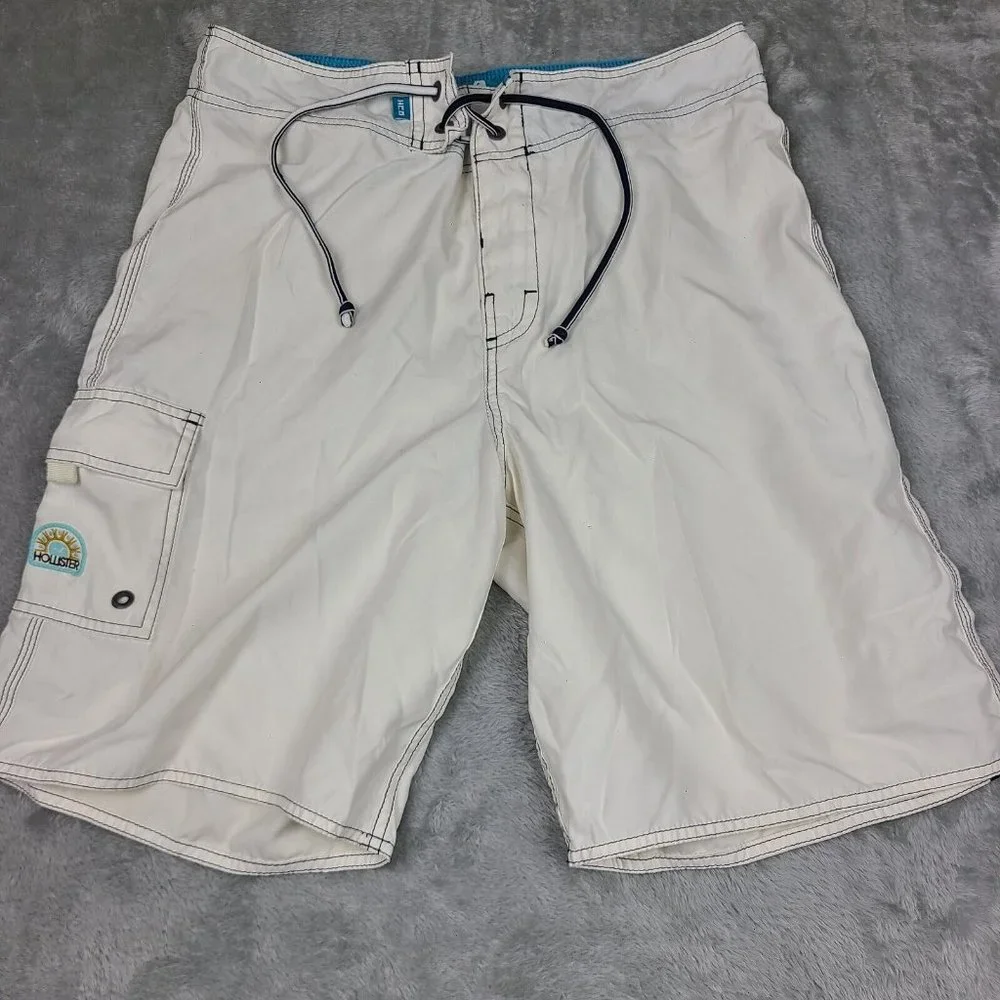 Men's Hollister Swim Trunks White Swim Board Shorts Size 30‎ Hollister Logo